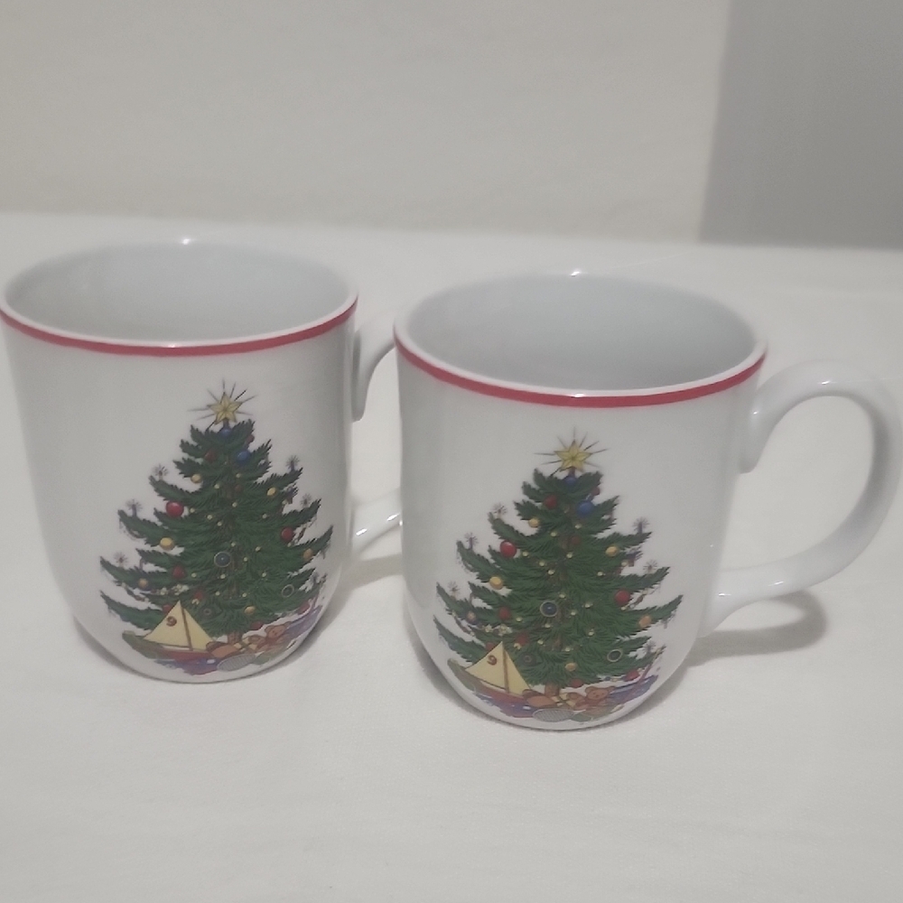 Vintage Cuthbertson Spode American Christmas China Tree Coffee/Tea Cups Set Of 2